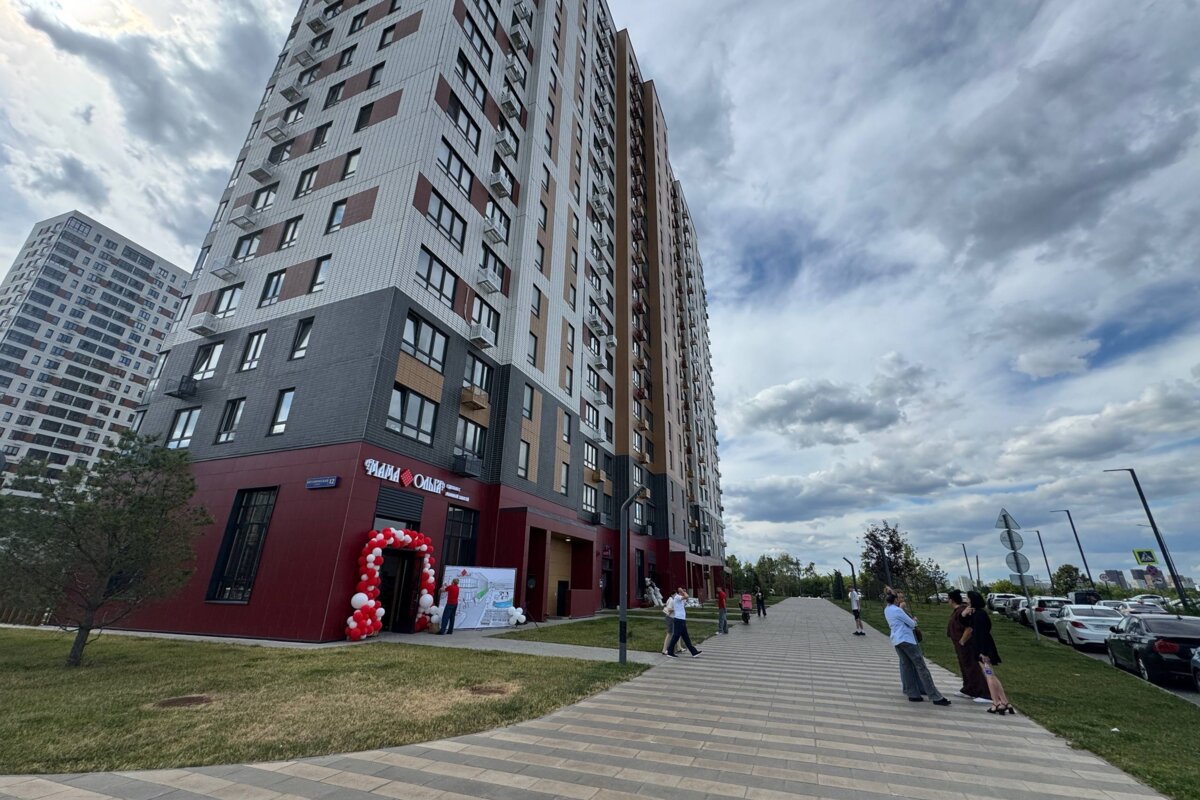 Продажа помещения с арендатором в жилом комплексе Битца