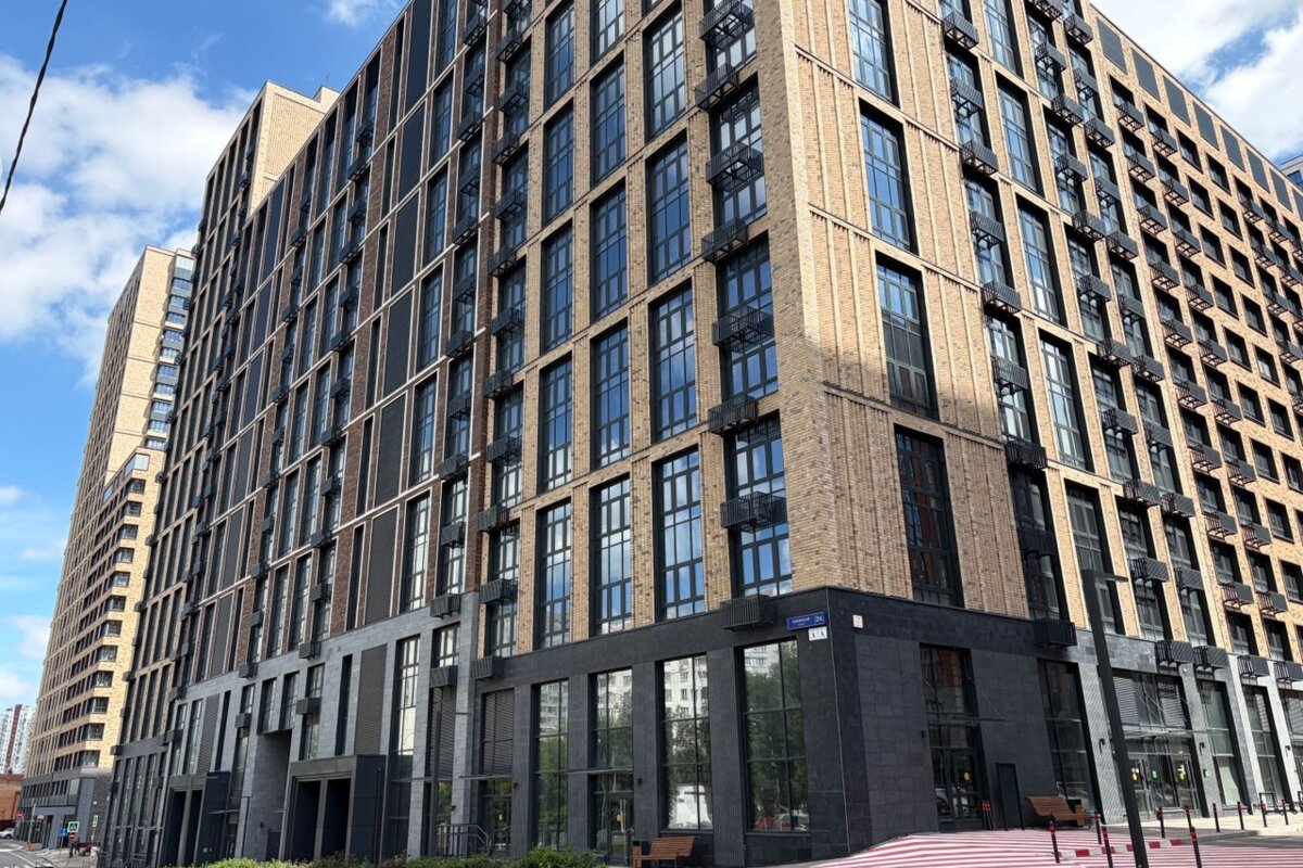 Продажа помещения с арендаторами "Горздрав" и "Britva"