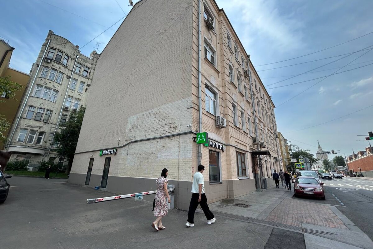 Продажа помещения рядом с метро Комсомольская