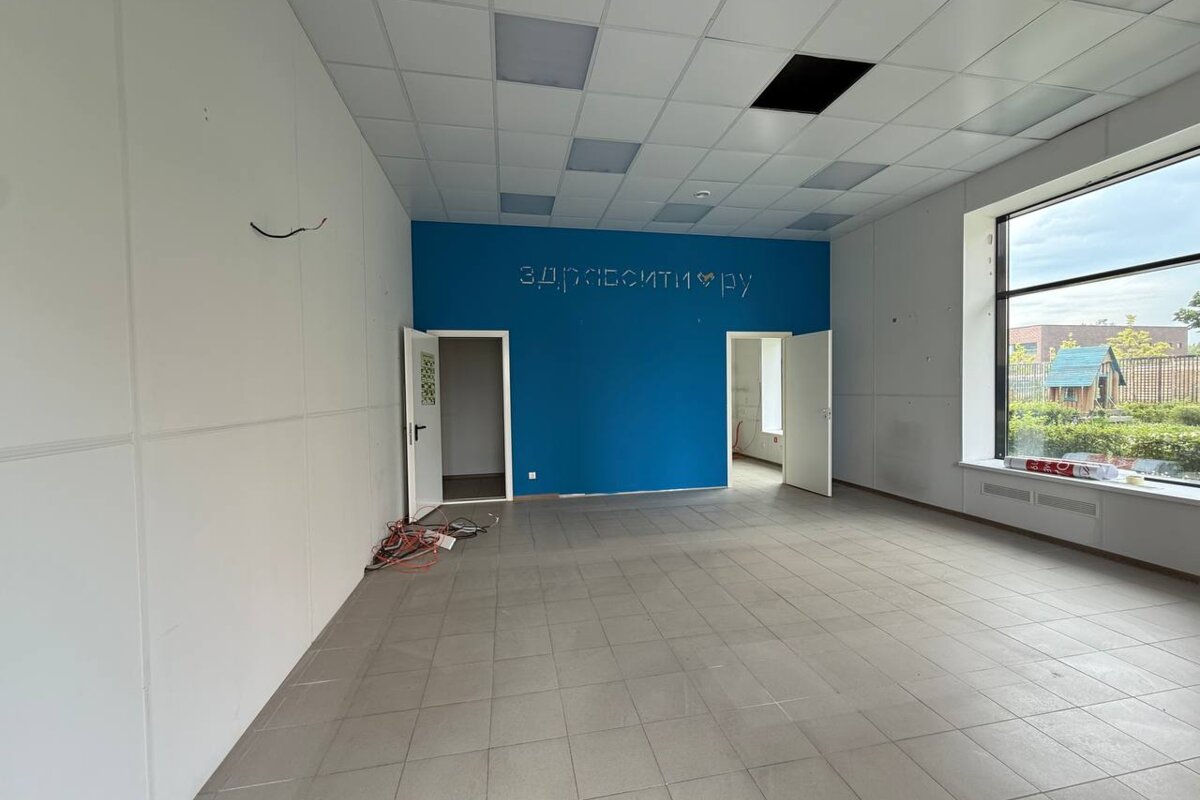Продажа помещения в ЖК "Саларьево парк" 