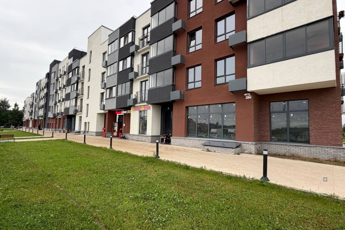Продажа торгового помещения в ЖК Равновесие