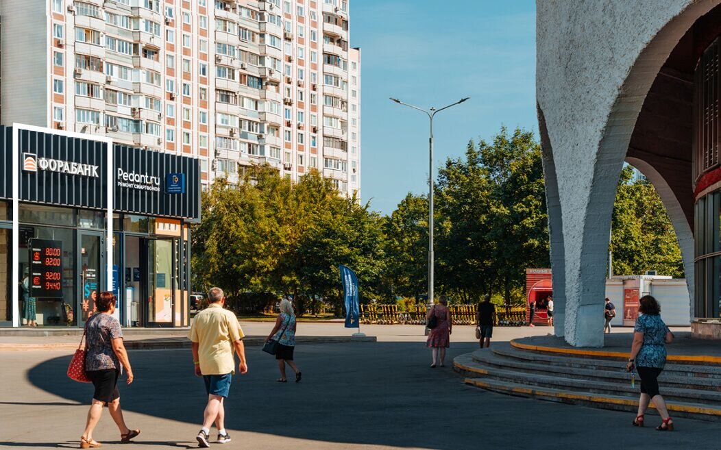 Продажа торгового помещения с арендатором  у метро Орехово 