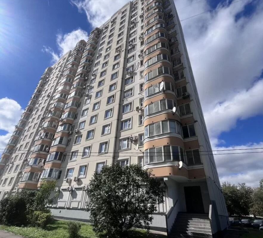 Продажа коммерческого помещения с арендатором в Москве