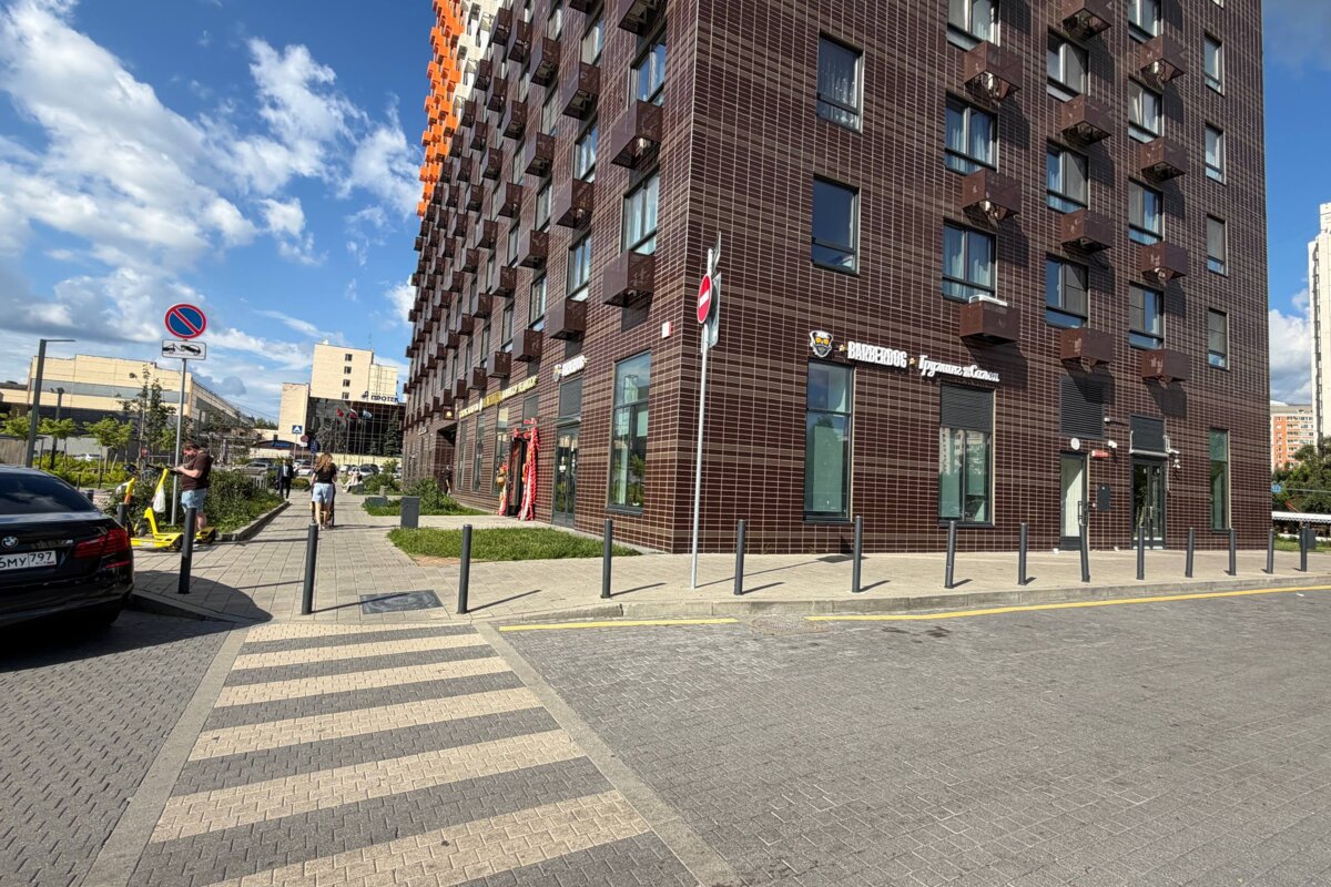 Продажа торгового помещения в ЖК "Полярная 25"