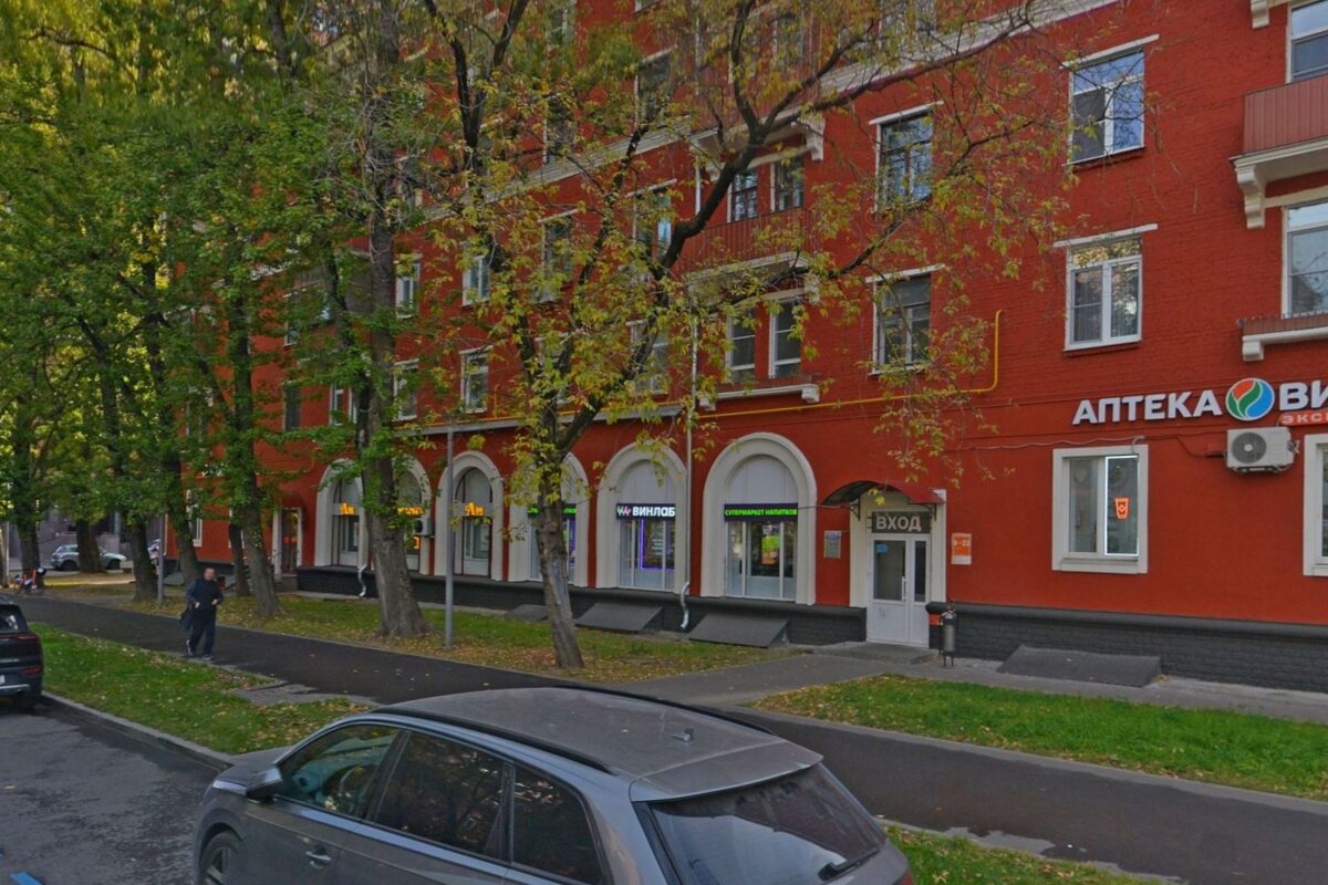 Продажа помещения с арендатором магазин "Винлаб" у м. Филевский парк