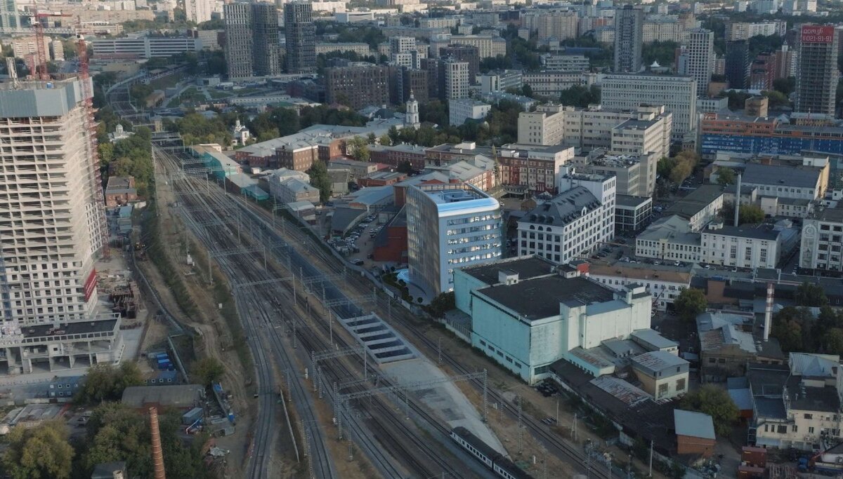 Продажа единственного торгового помещения в БЦ Рэйл.А