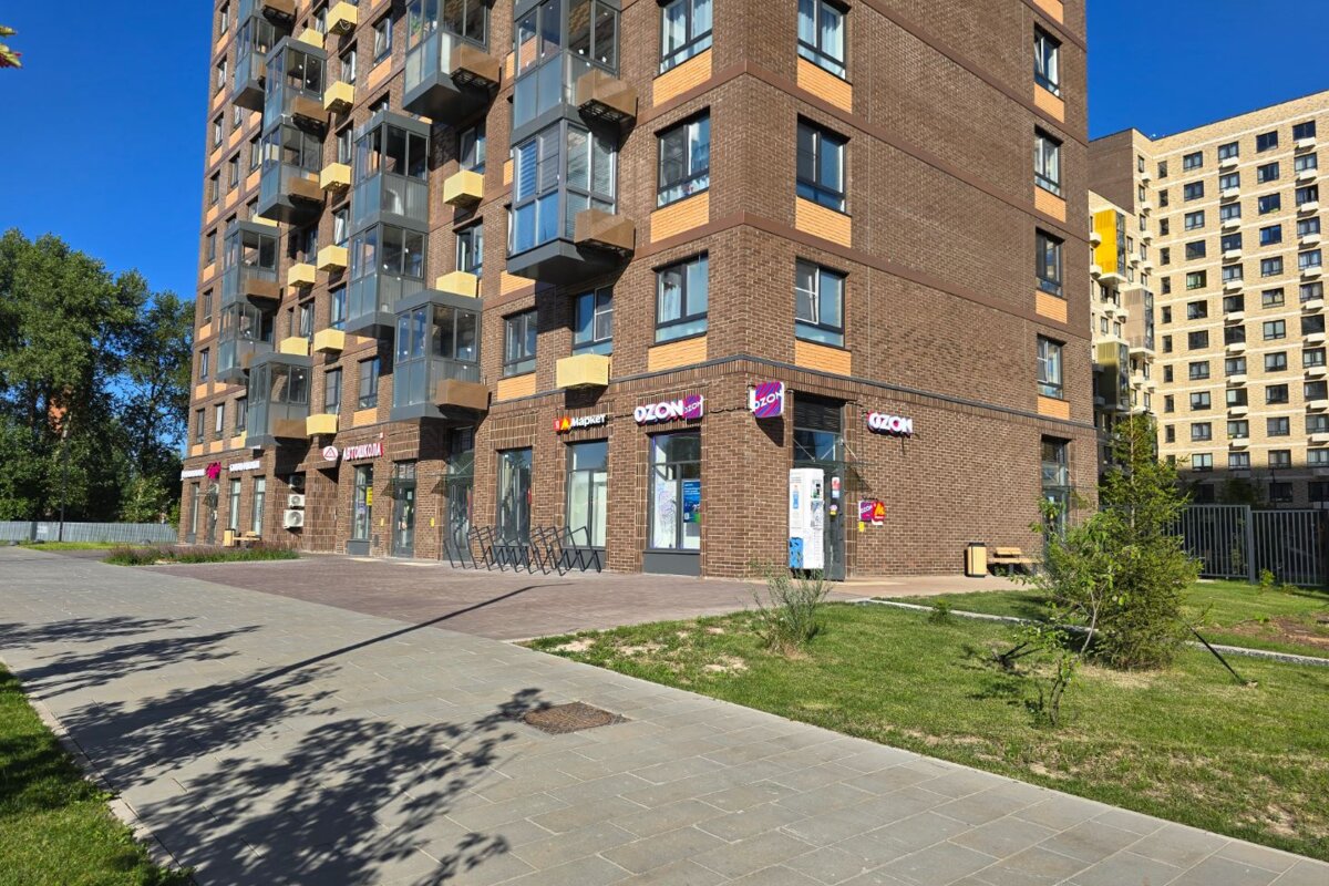 Продажа торгового помещения в ЖК "Алхимово"