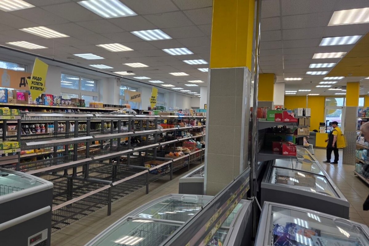 Продажа помещения с арендаторами, окупаемость 9 лет.