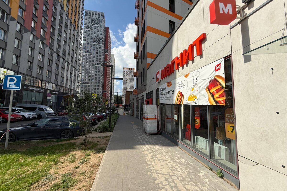 Продажа помещения с арендатором "Магнит" в ЖК Спутник