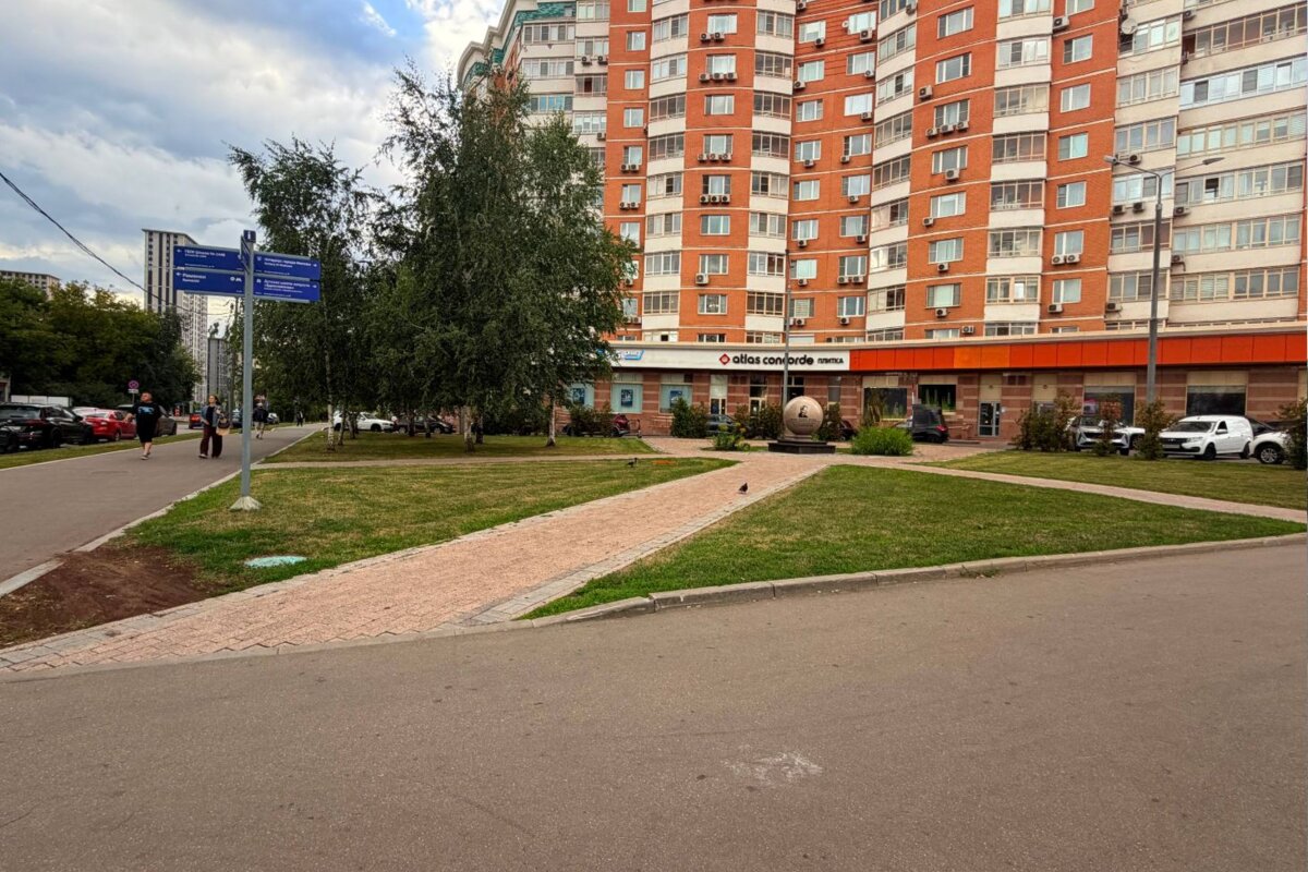 Аренда торгового помещения у метро Раменки