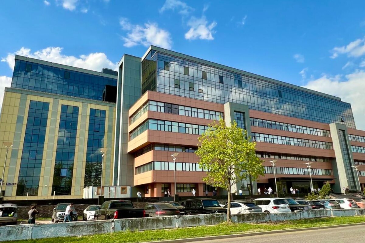 Продажа офиса с арендатором в БЦ "Гранд Сетунь плаза"