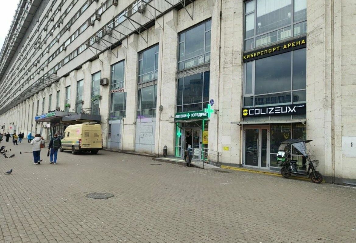 Продажа помещения с арендаторами у м. Тульская
