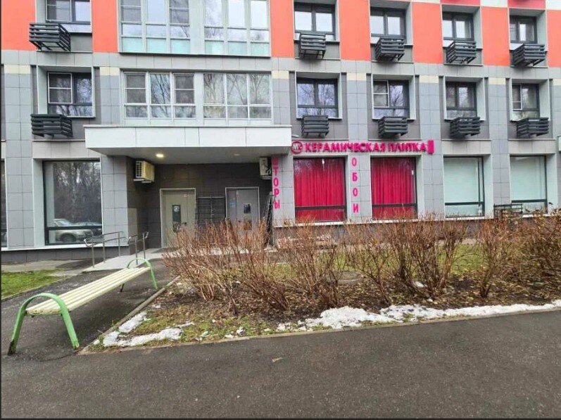Продажа торгового помещения рядом с метро Физтех