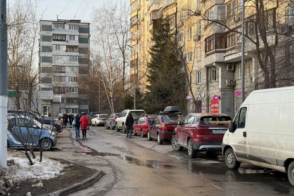 Продажа помещения с арендаторами рядом с метро Отрадное 
