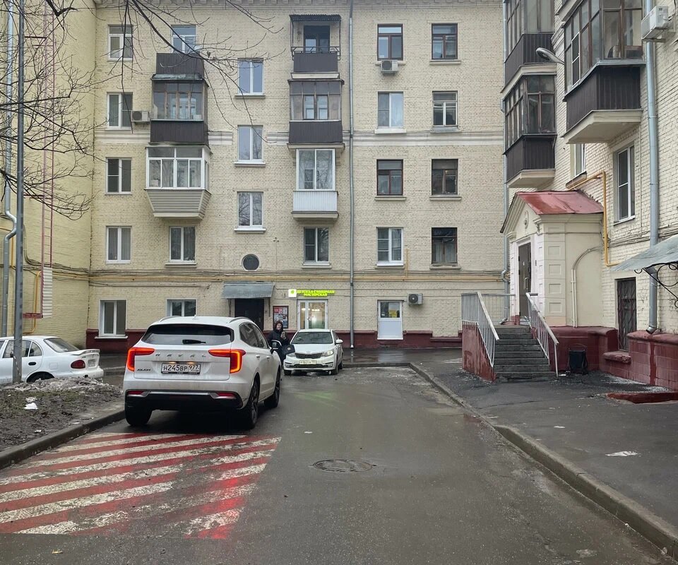 Аренда торгового помещения на улице Трофимова 