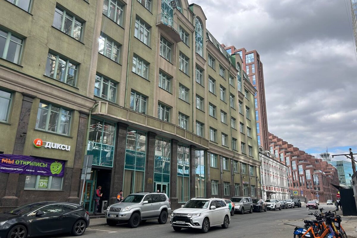 Продажа помещения с арендатором супермаркет "Дикси" 