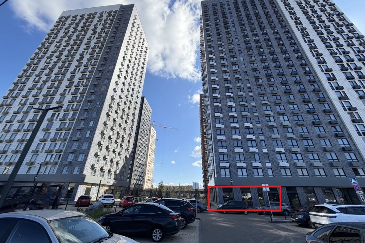 Продажа торгового помещения в ЖК "Ярославский квартал"