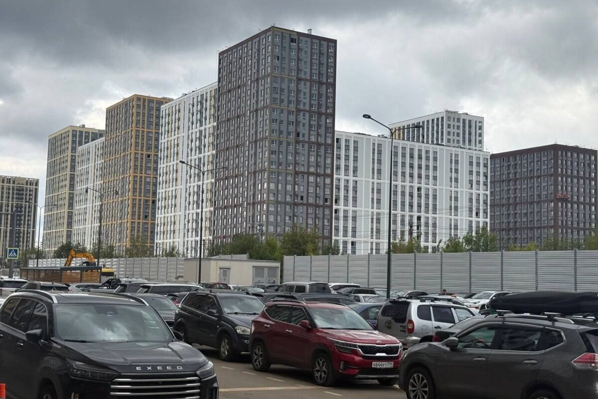 Продажа арендного бизнеса с аптекой в ЖК "Лучи"
