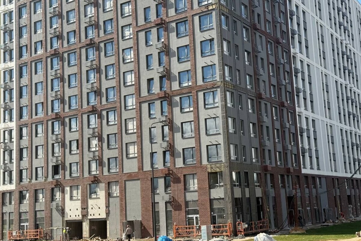 Продажа арендного бизнеса с аптекой в ЖК "Лучи"