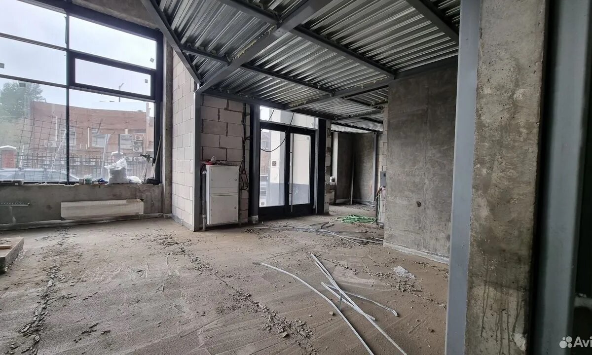 Аренда торгового помещения в ЖК "Серебряный Фонтан" 