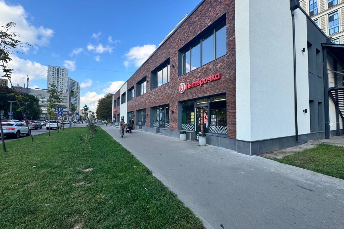 Продажа торгового помещения с аптекой Горздрав