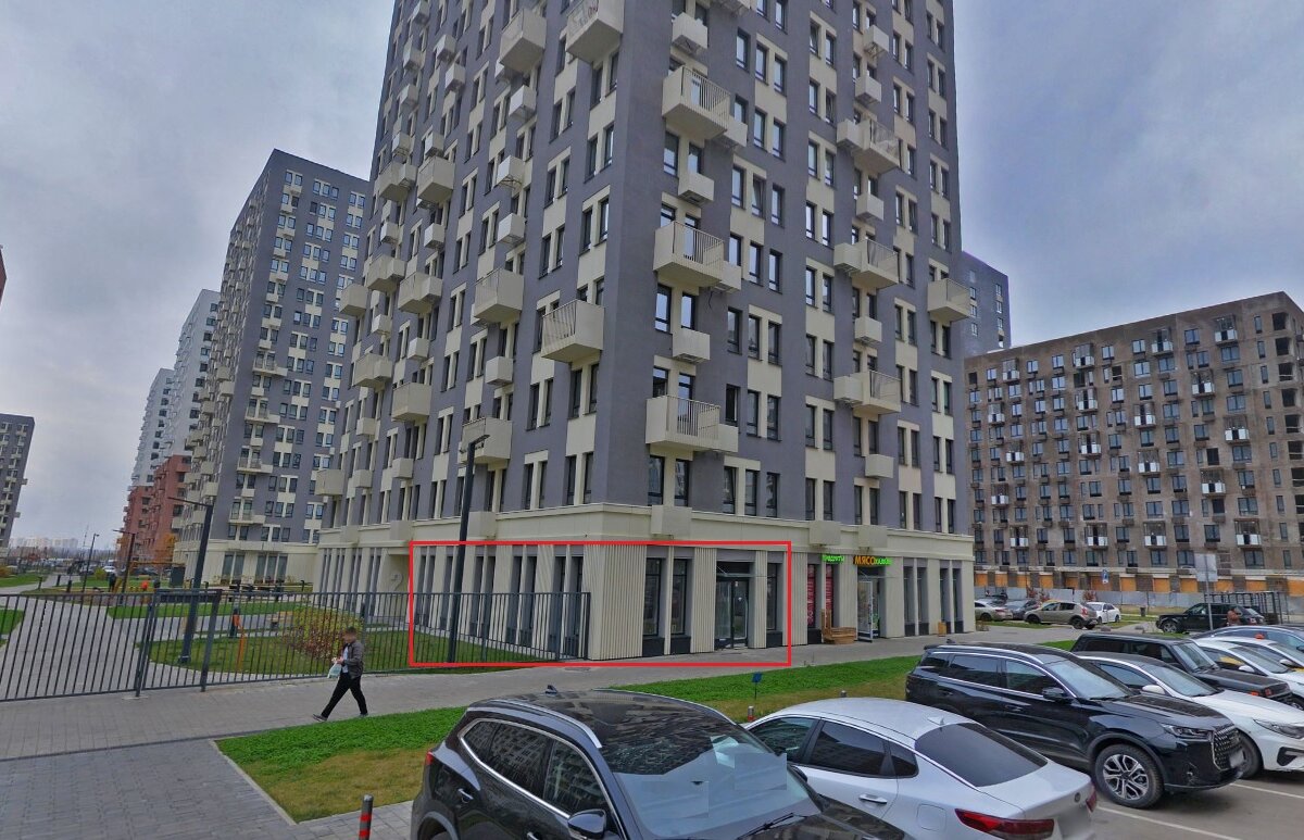 Продажа торгового помещения в ЖК "Горки парк" 