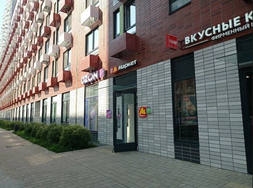 Продажа торгового помещения у метро Филатов луг