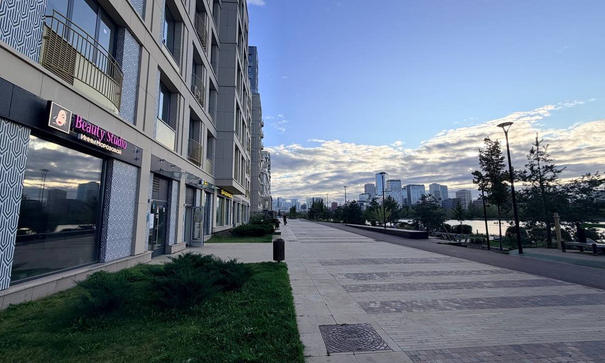 Продажа торгового помещения с арендатором в ЖК "NOW"