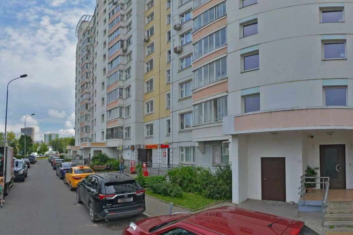 Продажа помещения с магазином Красное и Белое в ЖК Большое Кусково
