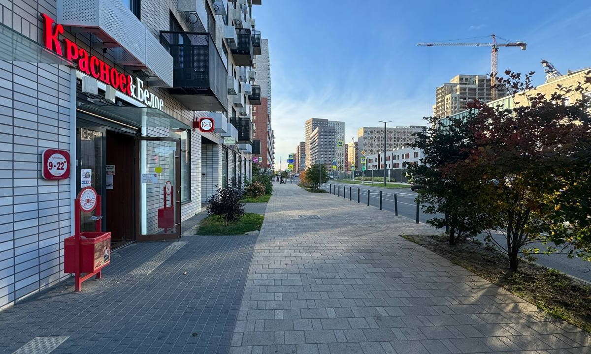 Продажа помещения с арендатором "Красное белое"