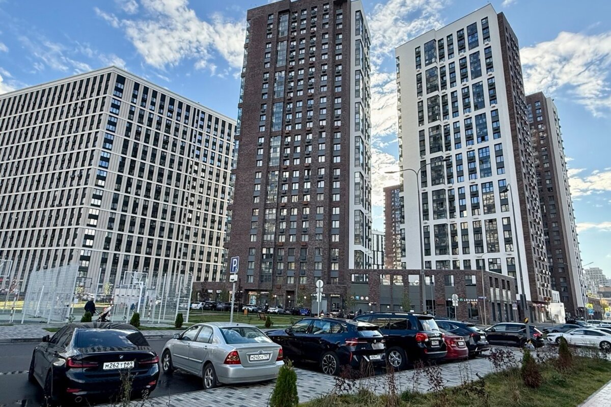 Аренда коммерческого помещения в ЖК «Октябрьское поле»