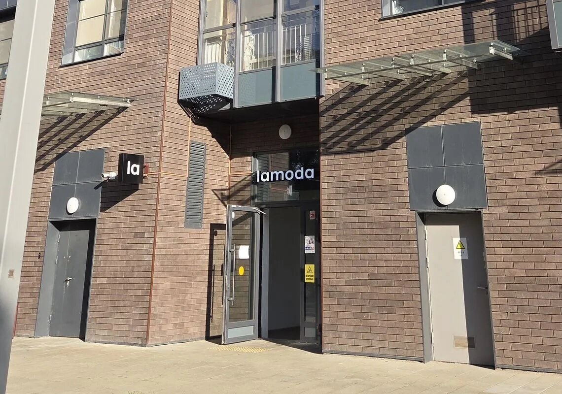 Продажа торгового помещения с арендатором Lamoda