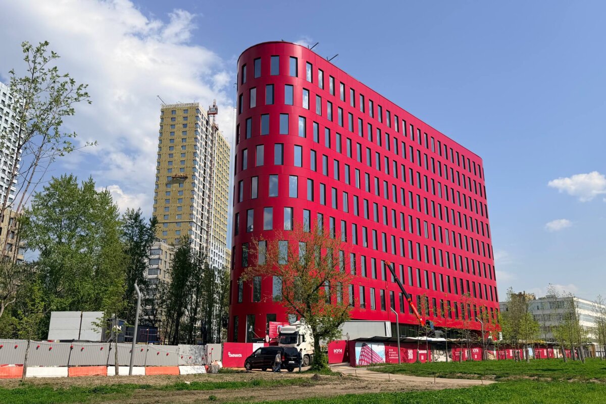 Аренда торгового помещения в БЦ Noon