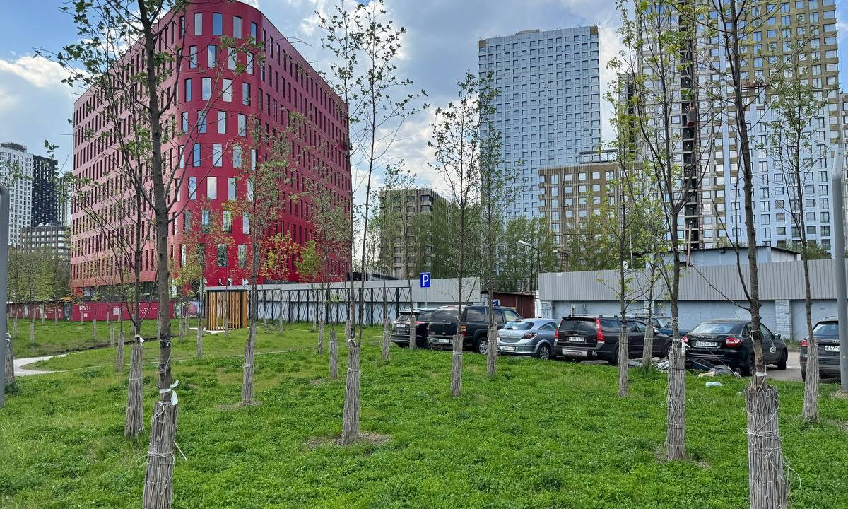 Аренда торгового помещения в БЦ Noon