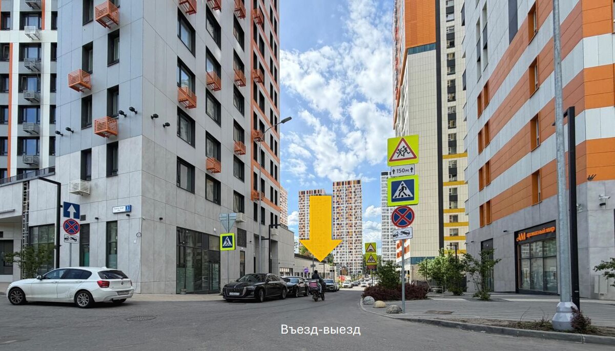 Продажа торгового помещения в ЖК Спутник