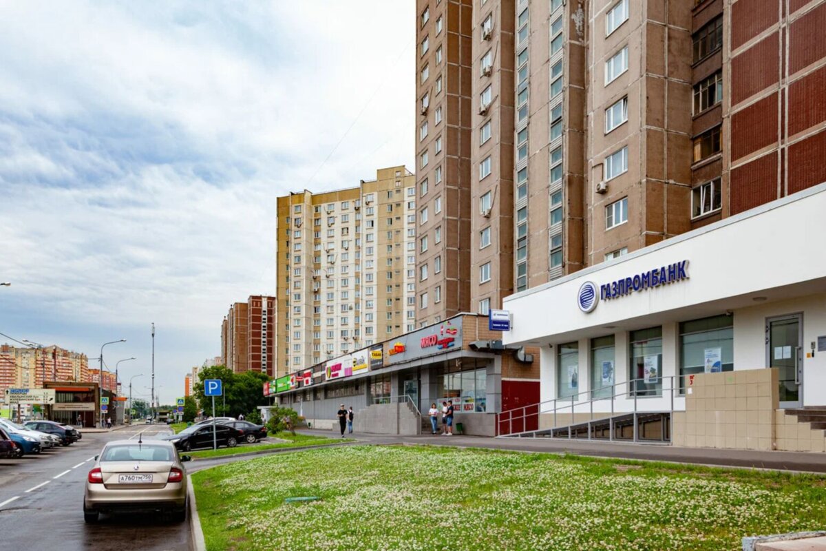 Продажа помещения с арендатором Газпромбанк