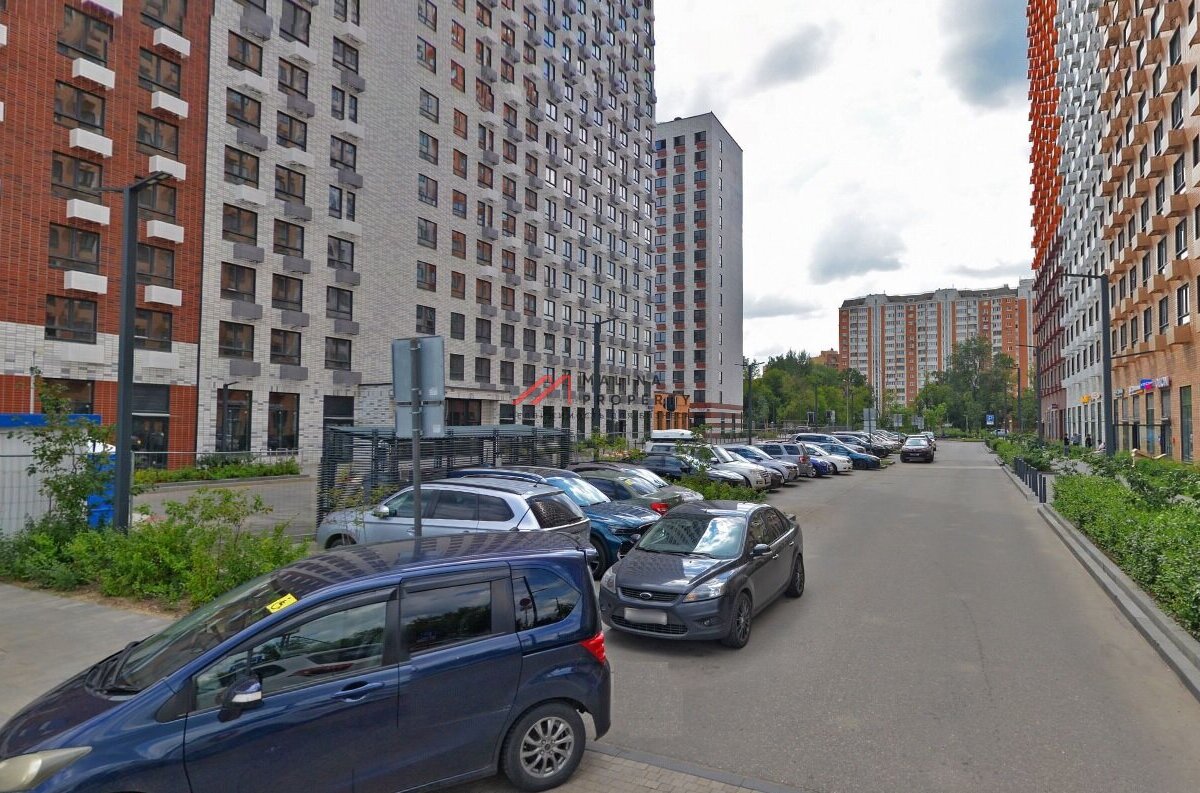Продажа торгового помещения в ЖК «Кольская 8»