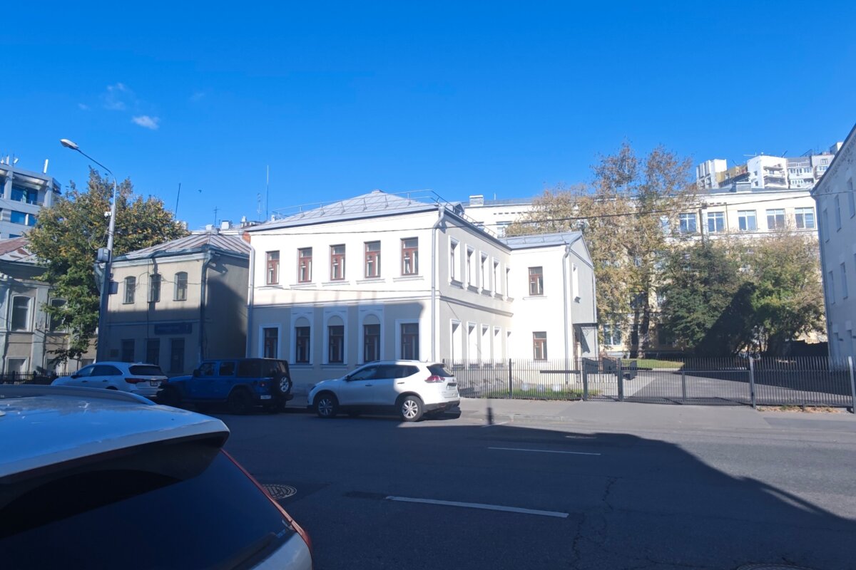 Продажа офисного здания на Марксистской