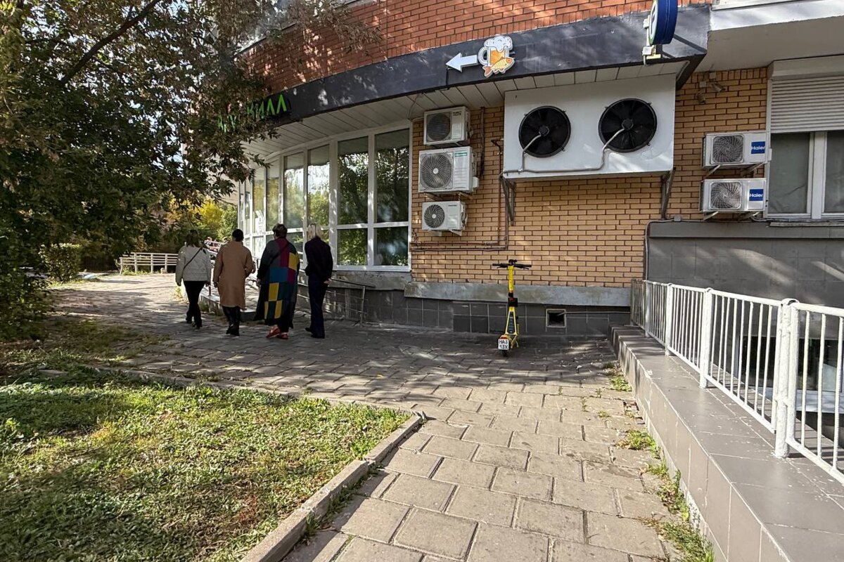 Продажа помещения с арендаторами, окупаемость 10 лет