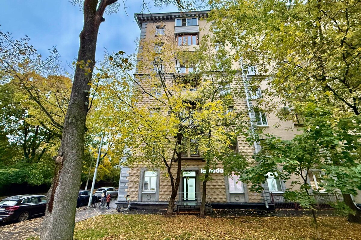Продажа торгового помещения с сетевыми арендаторами