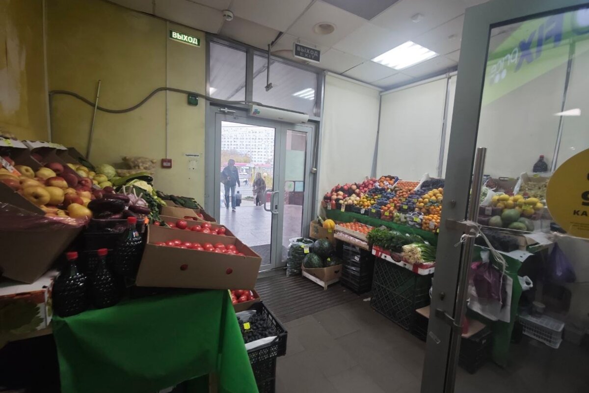 Продажа помещения с арендаторами у метро 