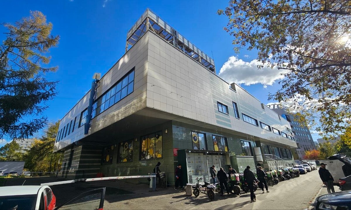 Продажа торгового центра Изумруд