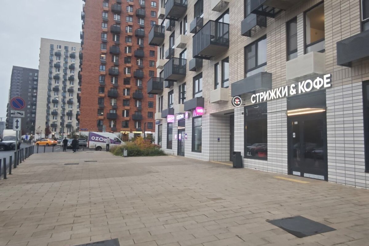 Продажа торгового помещения в ЖК "Саларьево парк" 