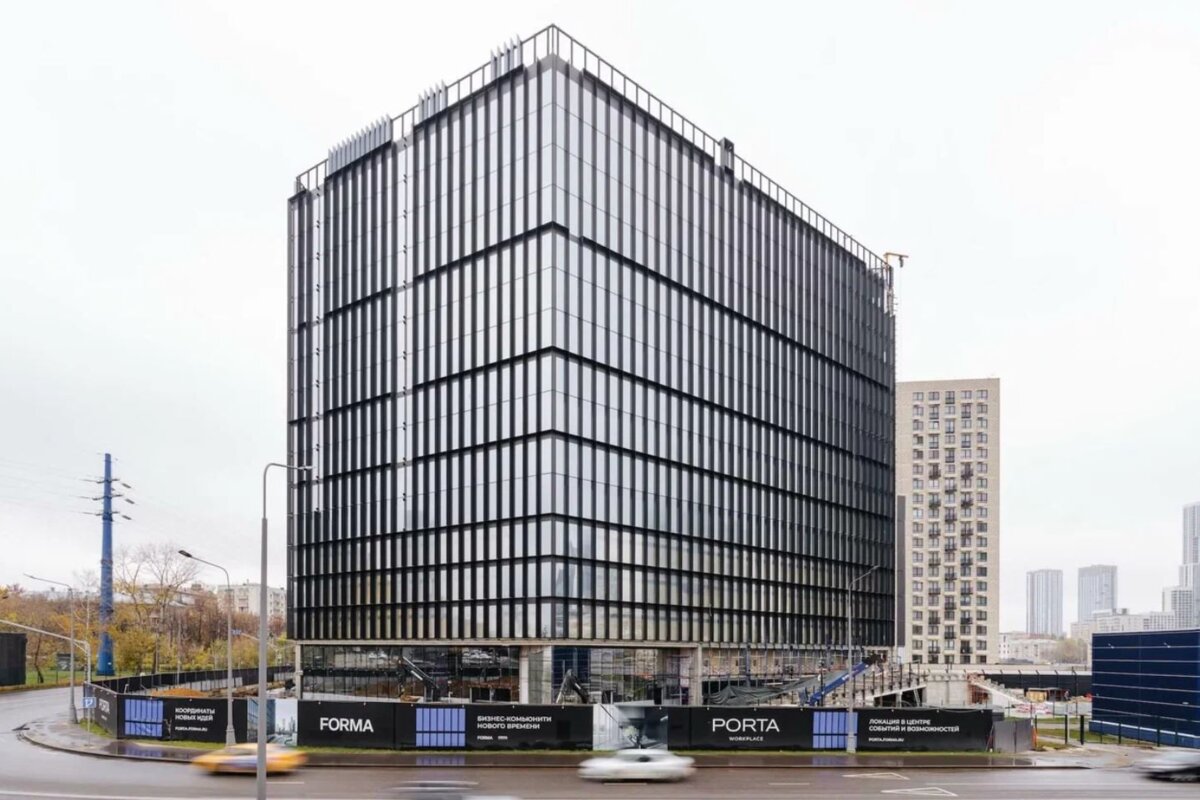 Продажа торгового помещения в БЦ PORTA