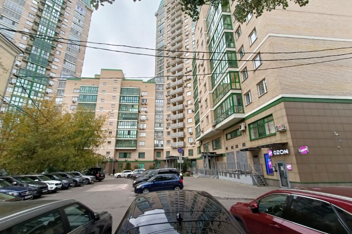 Продажа торгового помещения с арендатором Ozon