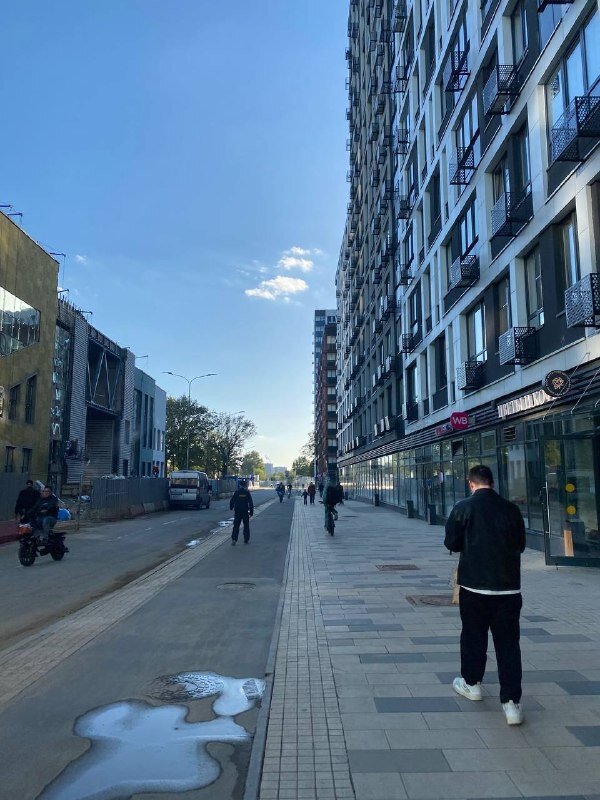 Продажа торгового помещения в ЖК "Скандинавия центр"