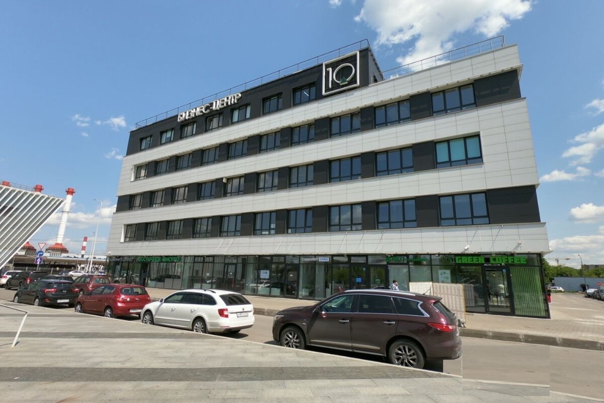 Продажа торгового помещения в бизнес-центре "10"