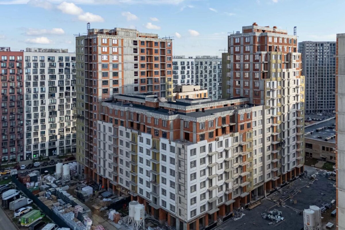 Продажа коммерческого помещения в ЖК "Первый квартал"