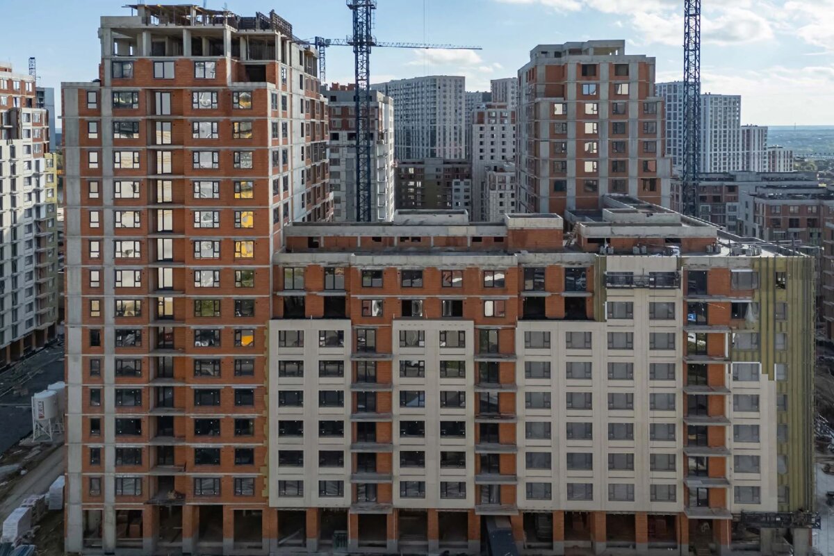 Продажа коммерческого помещения в ЖК "Первый квартал"