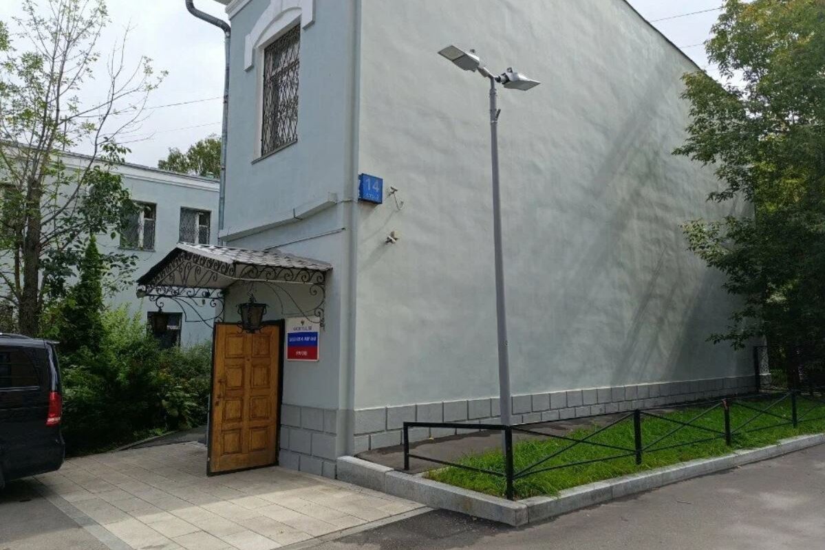 Продажа отдельно стоящего здания в Басманном районе